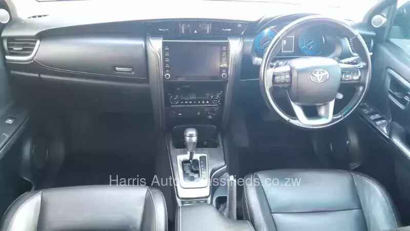 Toyota Fortuner 2021